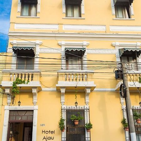 Hotel Ajau グアテマラシティ エクステリア 写真